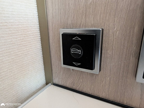 Kabe ROYAL 630 TDL KS *Queensbed / Ljus inredning / ALDE 12 of 21