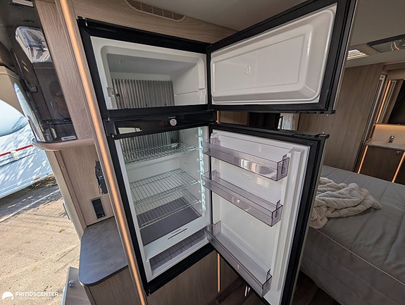 Kabe ROYAL 630 TDL KS *Queensbed / Ljus inredning / ALDE 19 of 21