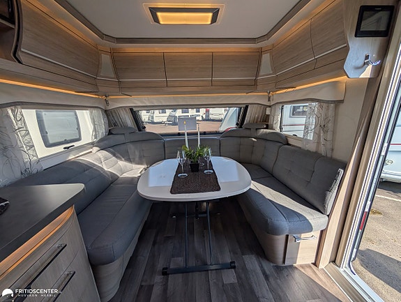 Kabe ROYAL 630 TDL KS *Queensbed / Ljus inredning / ALDE 3 of 21