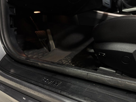 BMW 320d 19 of 30