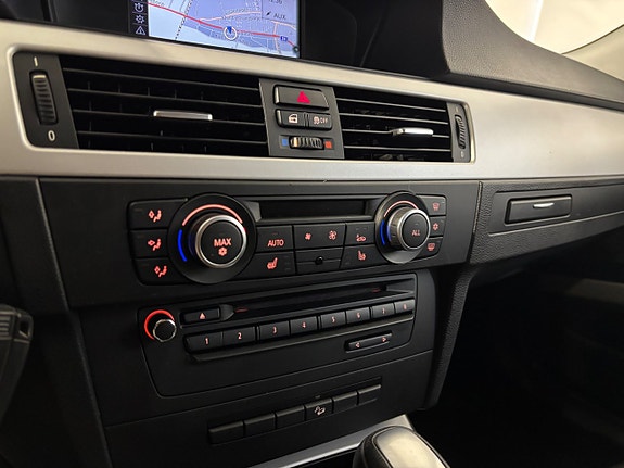 BMW 320d 26 of 30