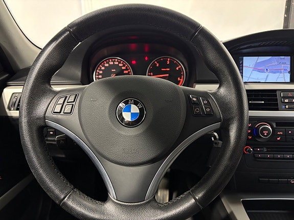 BMW 320d 17 of 30