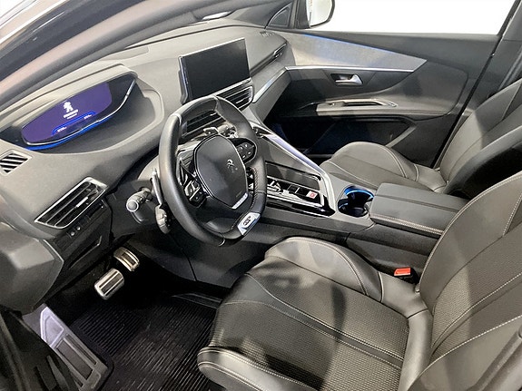 Peugeot 3008 4 of 5