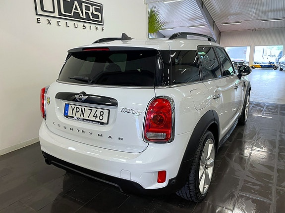 MINI Countryman Cooper SE 3 of 5