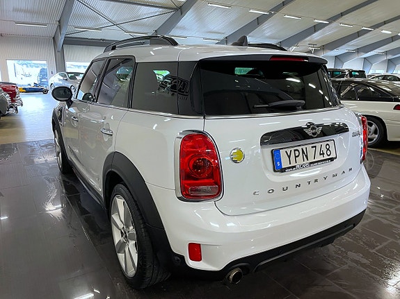 MINI Countryman Cooper SE 5 of 5