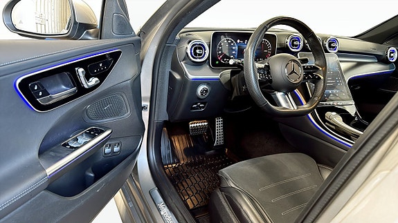Mercedes-Benz C300 e 11 of 26