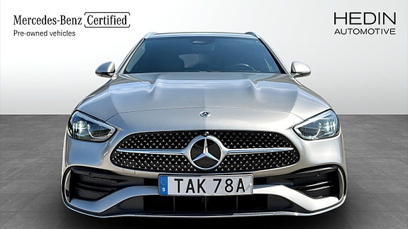 Mercedes-Benz C300 e 8 of 26