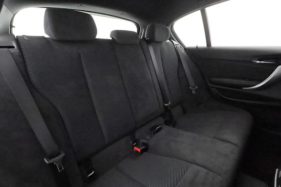 BMW 116d 21 of 30