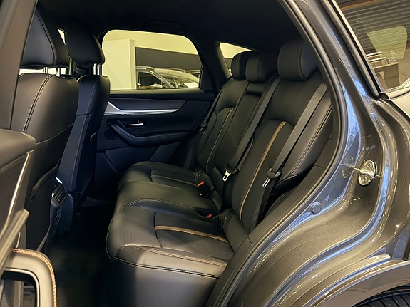 Mazda CX-60 10 of 21