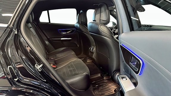 Mercedes-Benz GLC300 e 5 of 5