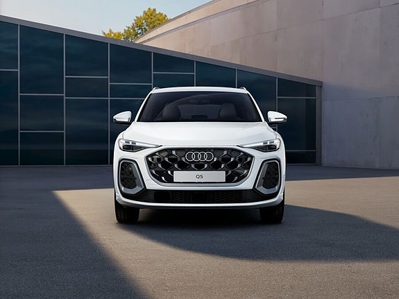 Audi Q5 6 of 11