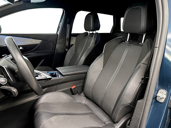 Peugeot 5008 5 of 5
