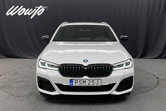 BMW 530d 2 of 5