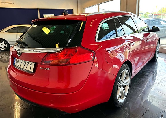 Opel Insignia 4 of 5
