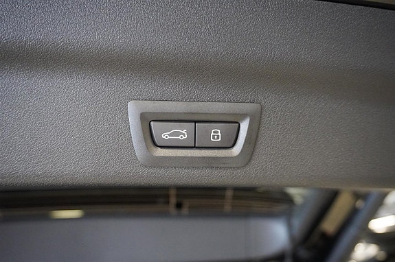 BMW iX1 21 of 22