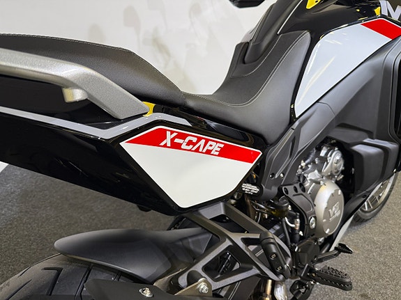 Moto Morini X-Cape 1200 7 of 9