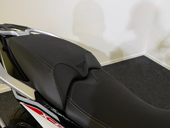 Moto Morini X-Cape 1200 6 of 9
