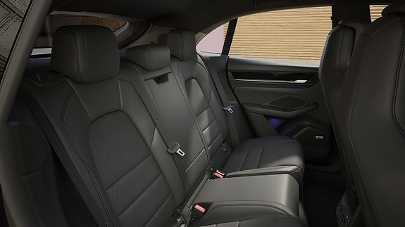 Porsche Macan 6 of 6