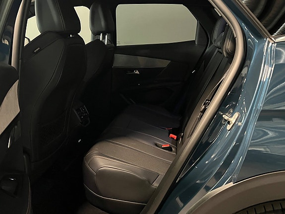 Peugeot 3008 11 of 23