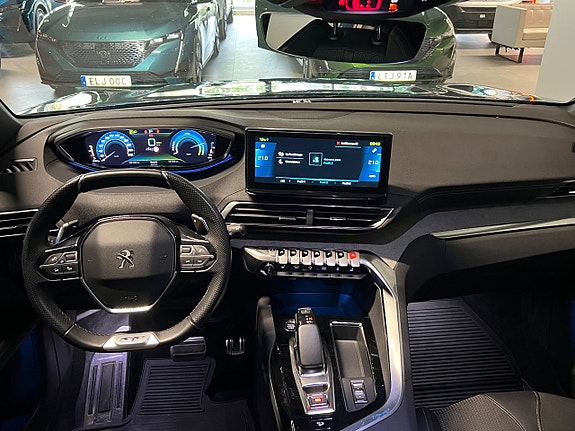 Peugeot 3008 14 of 23