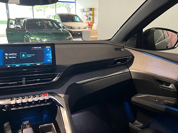 Peugeot 3008 15 of 23