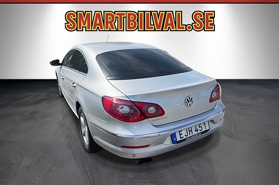 Volkswagen Passat CC 6 of 15