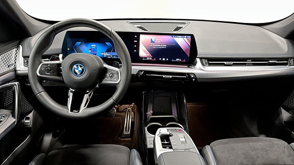 BMW X1 4 of 5