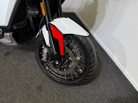 Moto Morini X-Cape 1200 5 of 9