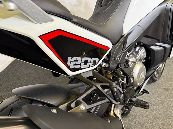 Moto Morini X-Cape 1200 7 of 9