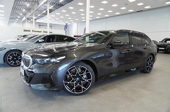 BMW i5 3 of 13