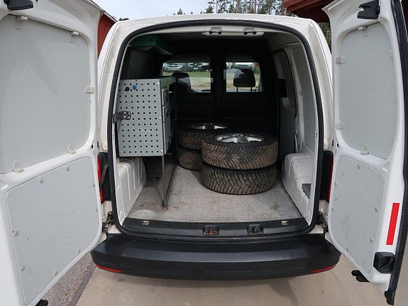Volkswagen Caddy 9 of 13