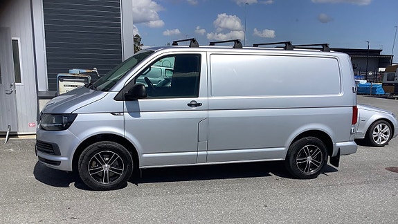 Volkswagen Transporter 8 of 15