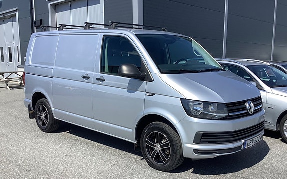 Volkswagen Transporter 3 of 5
