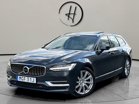 Volvo V90 2 of 30