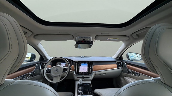 Volvo V90 8 of 30