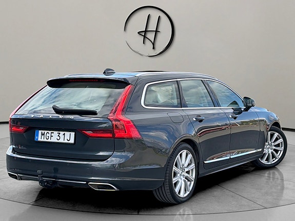 Volvo V90 4 of 30