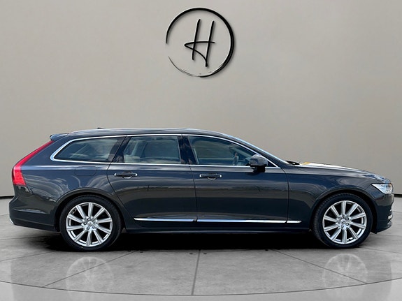 Volvo V90 5 of 30
