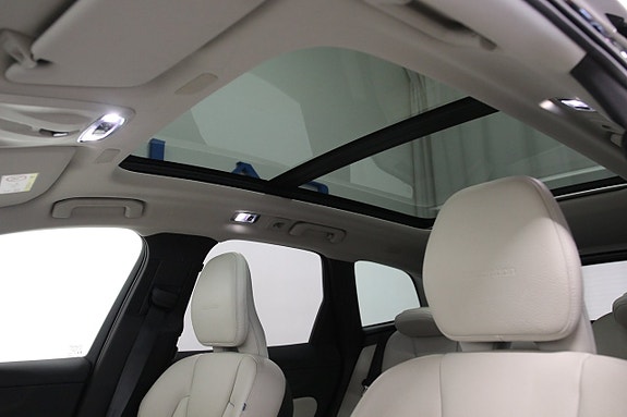 Volvo XC60 7 of 28