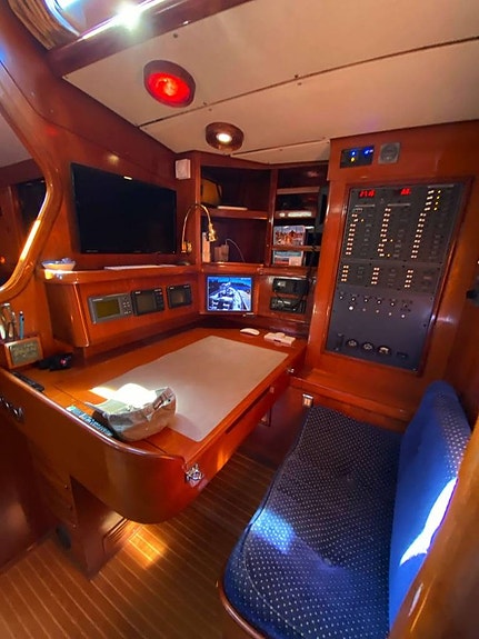 Swan 70 11 of 12