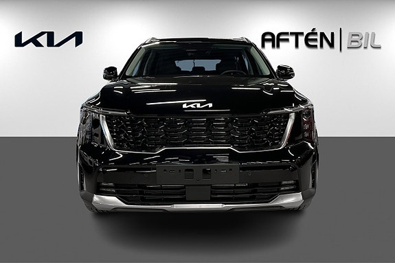 Kia Sorento 3 of 24