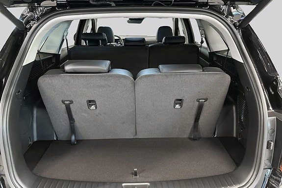Kia Sorento 13 of 24