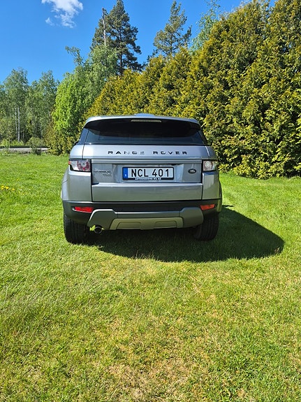 Land Rover Range Rover Evoque 4 of 5