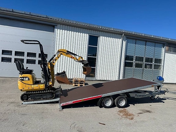 CAT 300.9D minigrävare, maskinvagn 155.000+moms 6 of 17