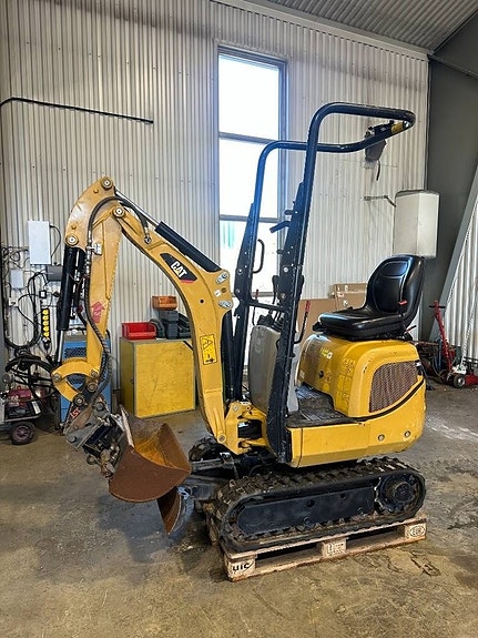CAT 300.9D minigrävare, maskinvagn 155.000+moms 17 of 17