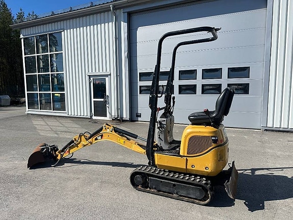 CAT 300.9D minigrävare, maskinvagn 155.000+moms 2 of 5