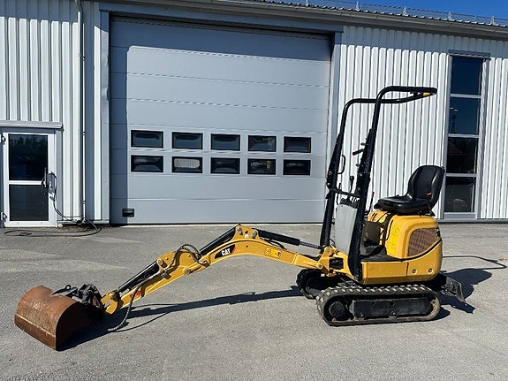 CAT 300.9D minigrävare, maskinvagn 155.000+moms 11 of 17