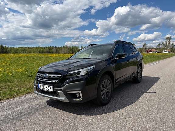 Subaru Outback 3 of 5