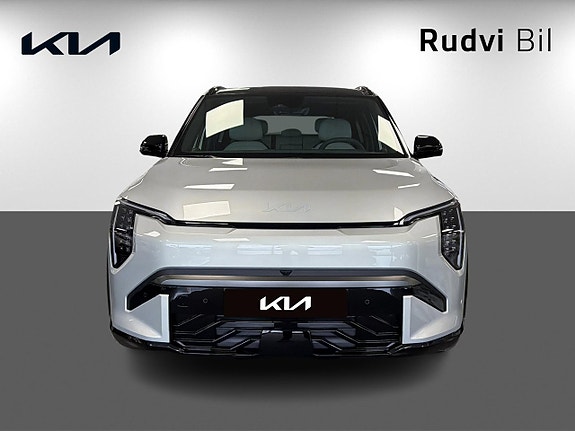 Kia EV3 2 of 5