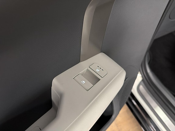 Kia EV3 14 of 16