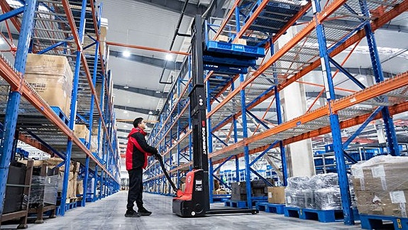 Elstaplare 1,5 ton – EP DS3 2700 mm Litium, finns med AGM
